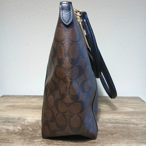 Coach Tote Bag In Signature Canvas & Leather Carryall Brown and black. - Picture 3 of 16